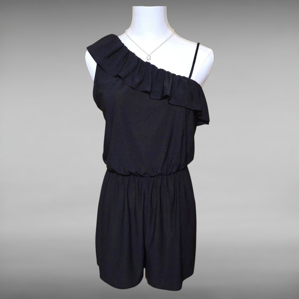 Vintage Y2K Charlotte Russe Black One Shoulder Ruffle Shorts Romper Womens M